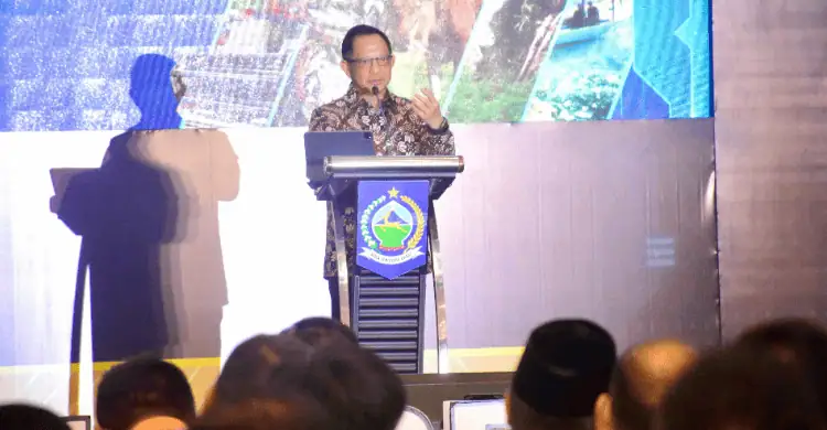Mendagri Perbolehkan Pemda Gelar Rapat atau Kegiatan di Hotel Maupun Restoran