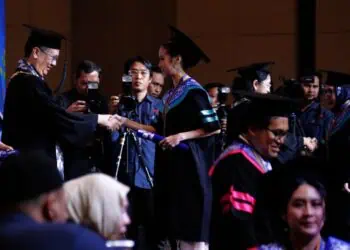 569 Mahasiswa UMN Tangerang Diwisuda
