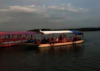 Libur Idul Adha, Bendungan Karian di Lebak Dipadati Pengunjung