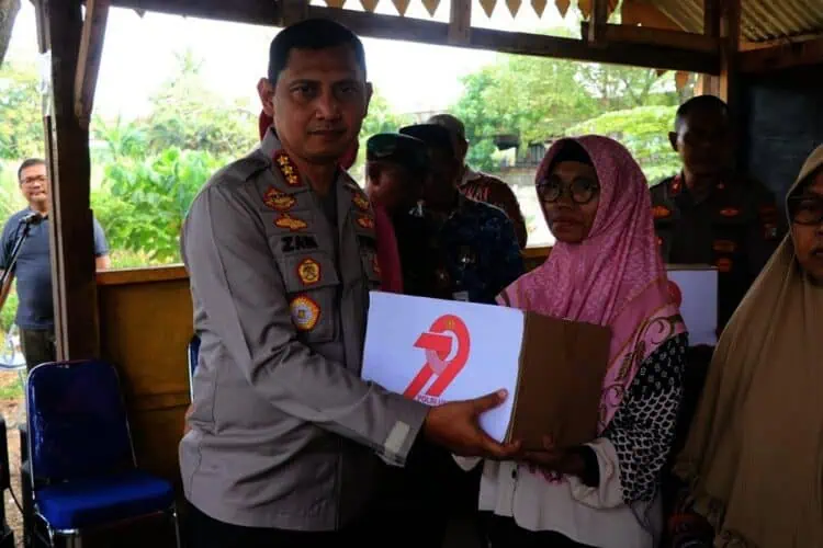Polres Metro Tangerang Kota Sebar 2.000 Paket Sembako