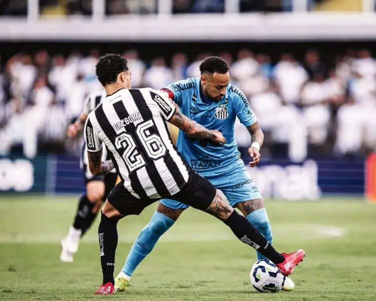 Neymar Coba Cetak Gol dengan Tangan, lalu Dikartu Merah