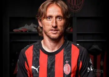 Luka Modric Resmi Berlabuh di AC Milan