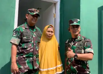 Harunya Nenek Aisyah Kala Rumahnya Dibedah TNI