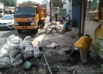 Praktik Penutupan Drainase Akhirnya Dibongkar, Anggota DPRD Apresiasi PUPR Kota Tangerang