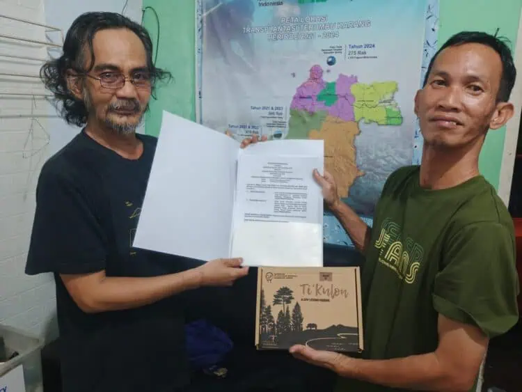Koperasi Hanjuang Berikan Laba Penjualan Produknya Untuk Pelestarian Terumbu Karang