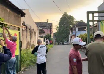 Protes SPMB Makin Marak, Warga Pamulang Blokir Akses Dua Sekolah