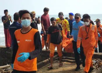 Pelajar Yang Tenggelam di Pantai Puri Retno Ditemukan Tak Bernyawa