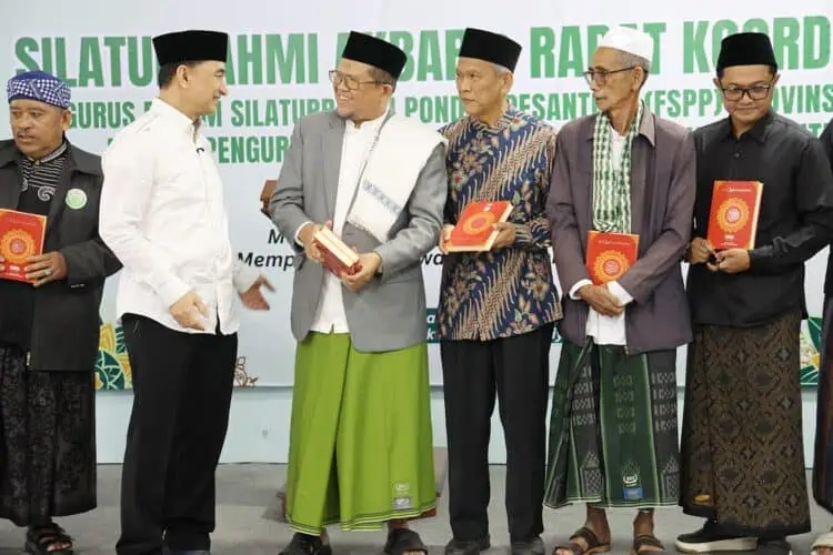 Wagub Dimyati Minta Pondok Pesantren Perkuat Pendidikan Moral Anak Bangsa