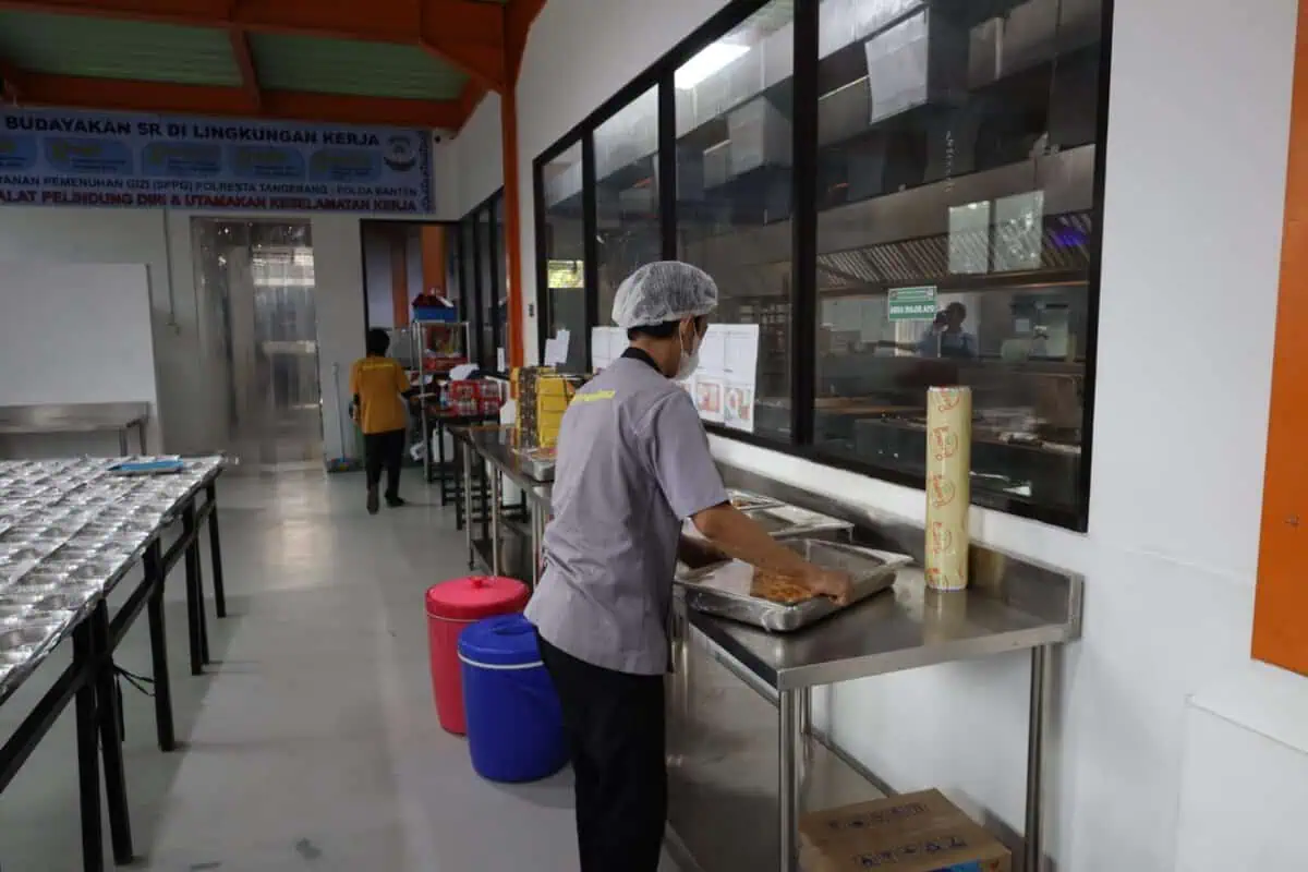 4.081 Pelajar Jadi Sasaran SPPG Polresta Tangerang 4.081 Pelajar Jadi Sasaran SPPG Polresta Tangerang