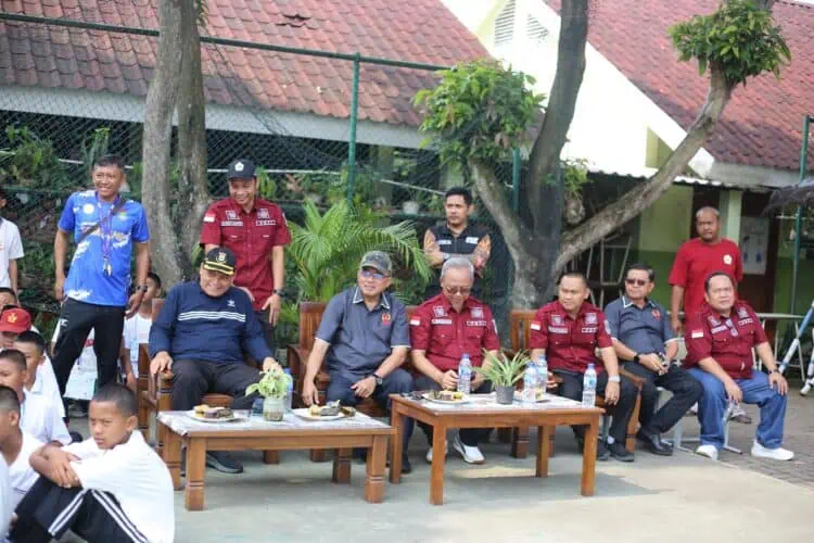 PSTI Kabupaten Tangerang Sosialisasikan Sepak Takraw di SMPN 2 Pagedangan