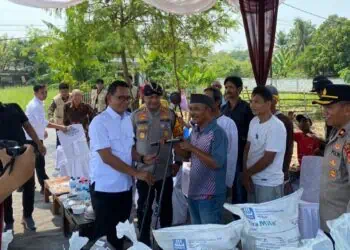 Petani di Ranjeng Kabupaten Serang Diguyur Bantuan Bibit Hingga Pupuk