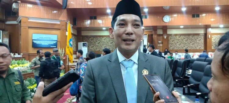 Dewan "Dorong" Disnakertrans Kabupaten Serang Membuat BLK