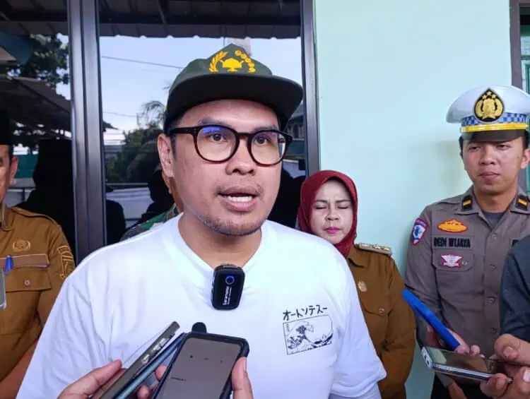 Sering Macet, Pemkot Tangsel Akan Atur Naik Turun Penumpang Angkot di Stasiun Rawa Buntu