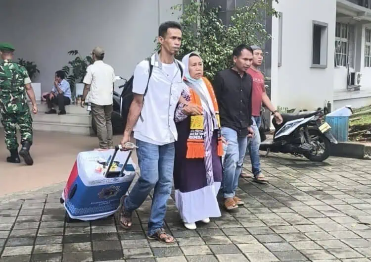 Jemaah Kloter 49 Tiba, 1 Orang Perjalanan Ke Lebak Meninggal Dunia