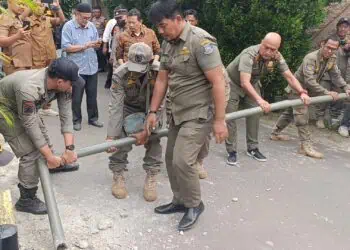 Drama SPMB di Tangsel Akhirnya Tamat, Portal Penutup Jalan Dibongkar