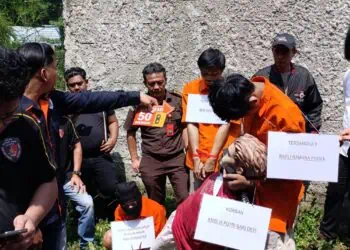 Reka Ulang 75 Adegan Ungkap Pembunuhan Berencana Wanita di Cisauk