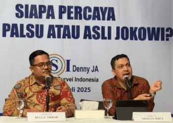 Hasil Survei LSI Denny JA: 76,4 Persen Publik Tak Percaya Isu Ijazah Jokowi