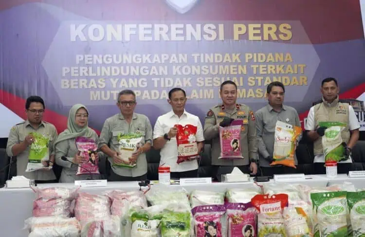 Polri Ungkap Tiga Produsen Beras Oplosan