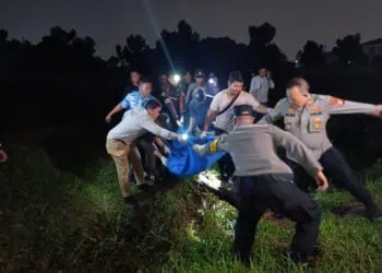 Warga Pondok Aren Temukan Pria Tewas Dengan Luka di Leher