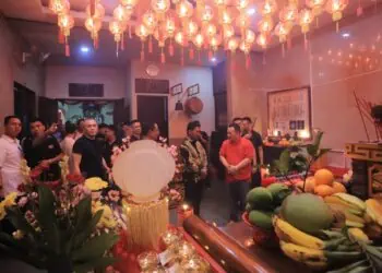 Wali kota Tangerang Hadiri Sejit ke-28 Thio Kim Tjiang Bio