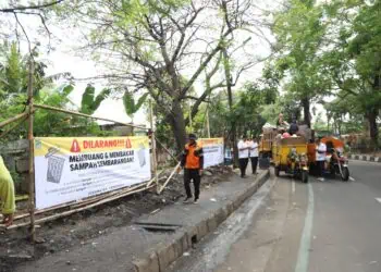 Banyak Dikeluhkan Warga, TPS Liar di Jalan TMP Taruna Tangerang Ditutup
