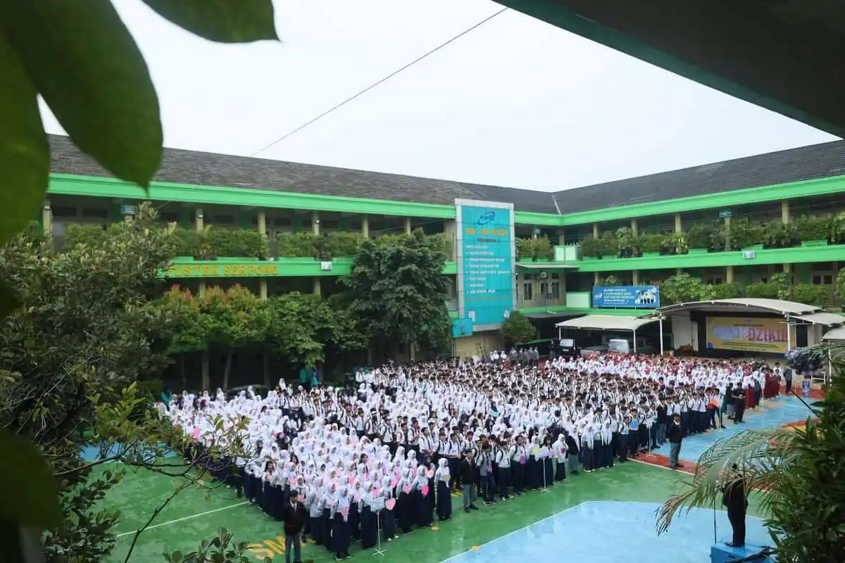 Ratusan Siswa dan Siswi Baru SMK Pustek Serpong, Ikuti Kegiatan MPLS Ramah 2025