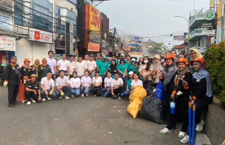 Kolaborasi Hotel Santika Indonesia Regional Tangerang Gelar Aksi Bersih-Bersih Pasar Lama Tangerang