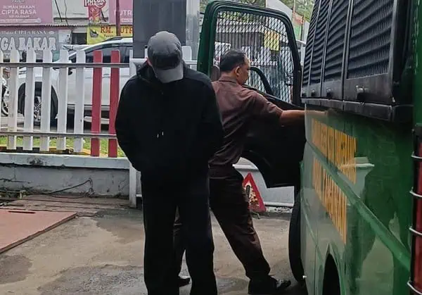 Jonathan Frizzy Jadi Tahanan Kejari Kota Tangerang