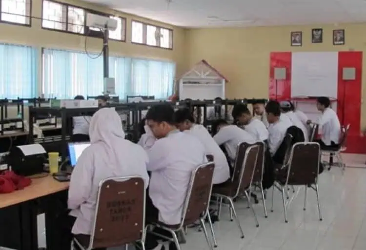 Angka Pengangguran Lulusan SMK di Kota Tangerang Turun 50 Persen