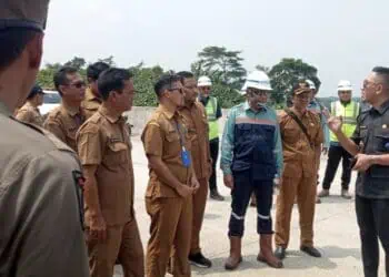 Bupati Lebak Tinjau Saluran Air Penyebab Sawah Kebanjiran, Ini Responsnya