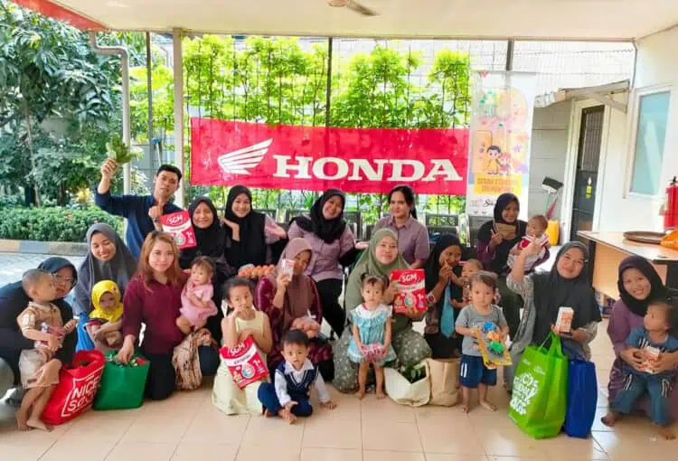 Sambut HUT ke-53, Wahana Artha Group Berbagi Sembako untuk Warga