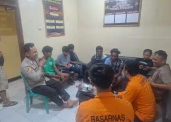 SAR Banten Selamatkan 7 ABK Kapal Ikan Cakalang Asal Pekalongan