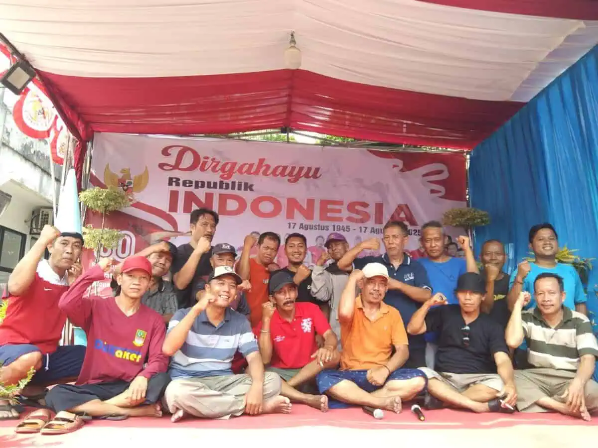 RT008/02 PWS Tigaraksa Bersholawat Semarakkan HUT RI ke-80 RT008/02 PWS Tigaraksa Bersholawat Semarakkan HUT RI ke-80