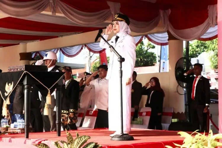 Jadi Inspektur Upacara HUT RI, Bupati Zakiyah Ajak Perangi Korupsi dan Narkoba