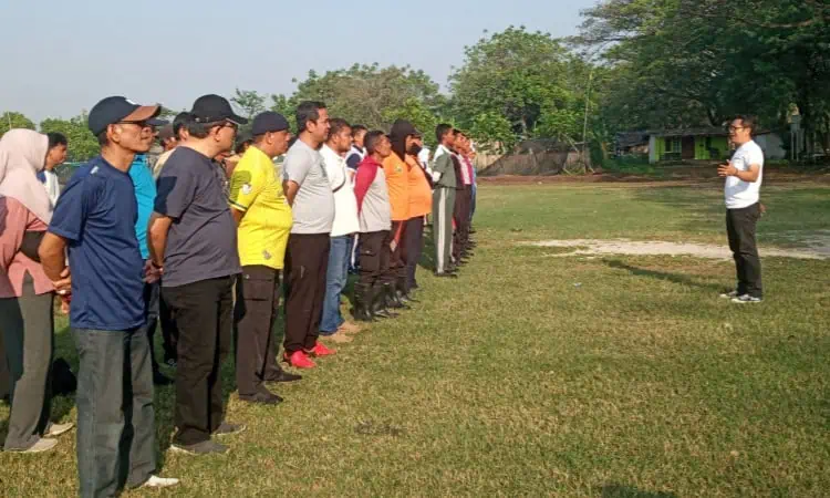Kecamatan Batuceper Ubah Lahan "Tak Terurus" Jadi Lapangan Upacara Kecamatan Batuceper Ubah Lahan "Tak Terurus" Jadi Lapangan Upacara