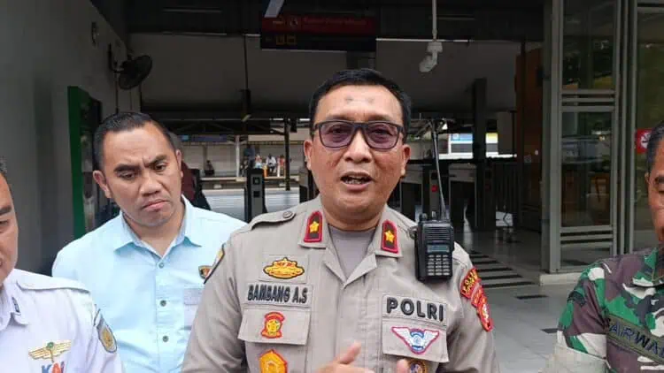 Konflik Opang dan Ojol di Stasiun Pondok Ranji Berakhir Damai