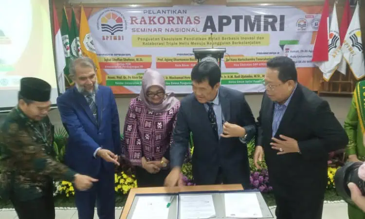 Pengurus APTMRI 2024-2028 Dikukuhkan di Universitas Raharja Tangerang