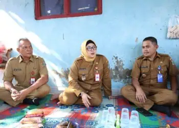 Korban Angin Puting Beliung di Jambe Terima Bantuan