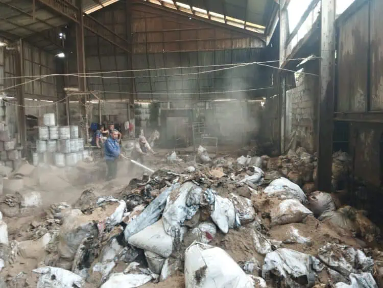 Gudang Limbah Kampas Rem di Sepatan Timur Terbakar