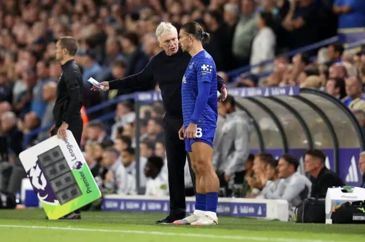 Debut Negatif Grealish di Leeds United