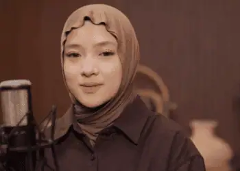 Lirik Lagu Sholawat Da'uini - Nissa Sabyan