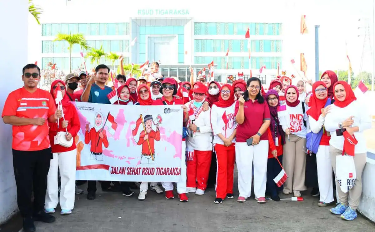 Semarak Kemerdekaan, RSUD Tigaraksa Gelar Baksos dan Bagikan Bendera Merah Putih Semarak Kemerdekaan, RSUD Tigaraksa Gelar Baksos dan Bagikan Bendera Merah Putih