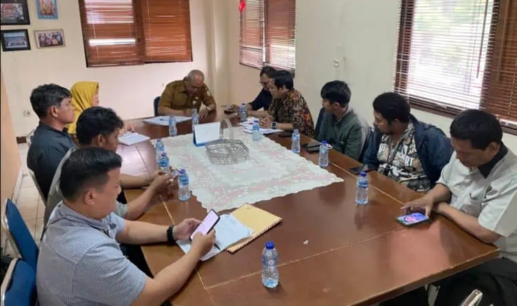 PT Dwi Tunggal Putra Pegadai Kota Tangerang Tahan Ijazah Karyawan
