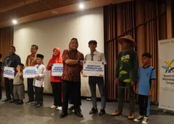 Sinar Mas Land Salurkan Bantuan Pendidikan Rp300 Juta, Ada 306 penerima manfaat