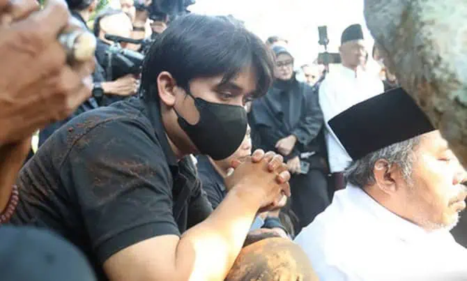 Kehilangan Teman Curhat, Billy Syahputra Punya Kenangan Manis Bersama Mpok Alpa