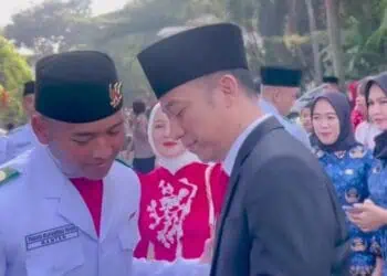 Kebahagiaan Denny Cagur dan Istri, Melihat Anaknya Bertugas Sebagai Anggota Paskibraka di HUT ke-80 RI