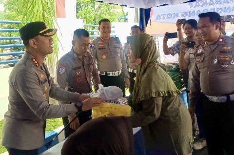 Polres Metro Tangerang Kota Gelar Gerakan Pangan Murah