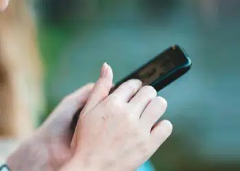 Gen Z Ubah Pola Konsumsi Media