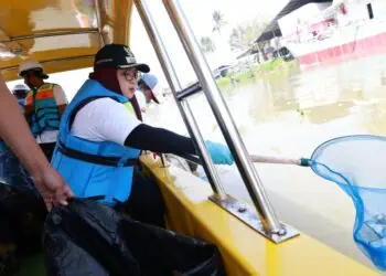 Wabup Intan Pimpin Aksi Bersih Sungai Cisadane, Gotong Royong Lawan Sampah