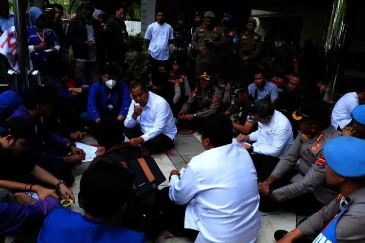 Kembali Didemo Mahasiswa, DPRD Kabupaten Tangerang Tegaskan Menolak Kenaikan Tunjangan